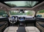 Chrysler 300C 2012 года